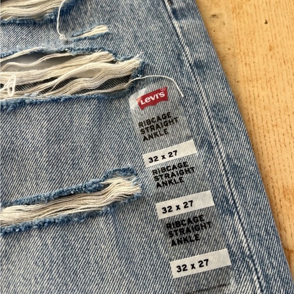NWT Levi’s ribcage straight ankle new 32x27 distressed-Unique - Picture 5 of 8